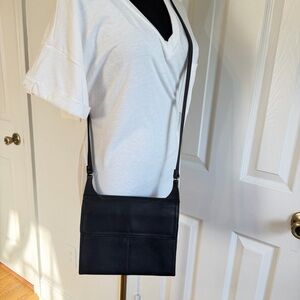 Fossil Leather Crossbody Bag Black Organizer Purse Wallet Style Adjustable Strap